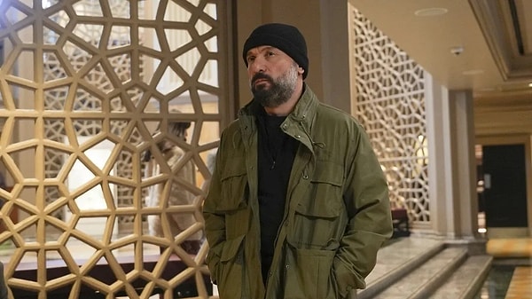 Eşref Rüya 3. sezon onayı aldı ve sezon finali hazırlığında.