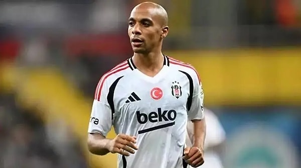 AEK'i bir kez daha Yunanistan futbolunun zirvesine taşıdı.