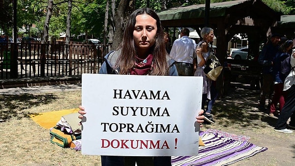 Işık, açıklamasının sonunda “Mücadelemiz kaldığı yerden tüm gücüyle devam edecek” mesajını verdi.