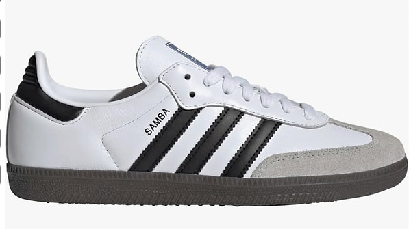 Adidas Originals şıklığına adım atın: Kadın spor ayakkabılarda %23 tasarruf fırsatı!