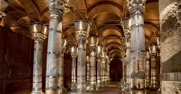 The Şerefiye Cistern: A Colossal Water Reservoir from the 5th Century