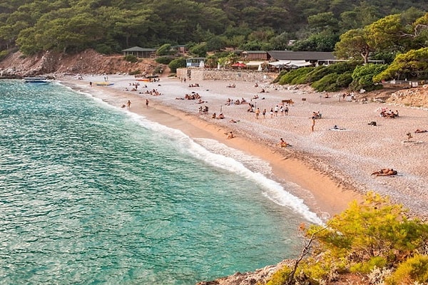 Kabak Koyu (Fethiye): Yamaç Paraşütçülerinin Yeşil Cenneti