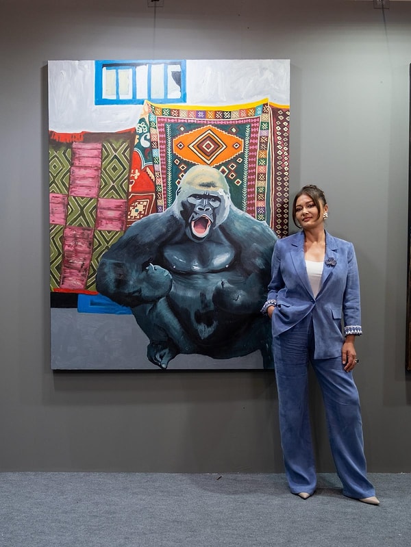 Nurgül Yeşilçay, one of Turkey's most formidable actresses, stands out as a rare figure who doesn't confine her passion for art to just the front of the camera, but also brings it to life on canvas.