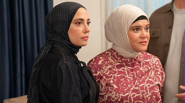Taşacak Bu Deniz'in başlamasıyla reyting zirvesini kaptıran Kızılcık Şerbeti 5. sezon onayını almıştı.