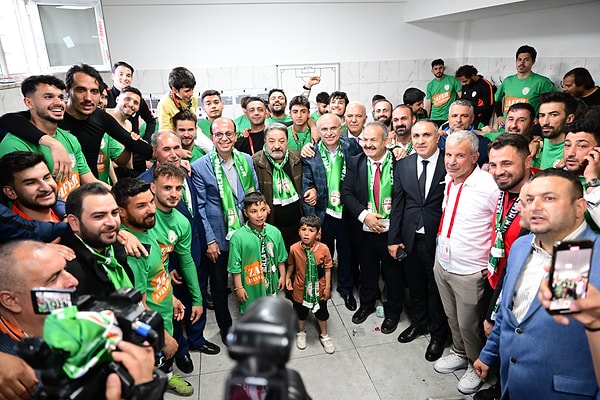 Takımlar finale kadar zorlu engelleri birer birer aştı