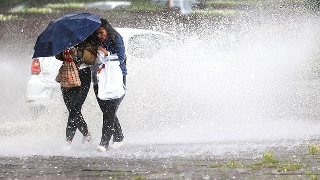Meteorology Warns of Sudden Temperature Drop and Heavy Rainfall Across Turkey This Wednesday