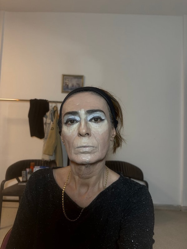 Fakat geçtiğimiz saatlerde yaptığı son paylaşım sosyal medyayı resmen ikiye böldü.