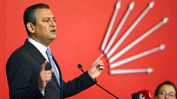 Özgür Özel, AKP'yi yenmelerinin bu yaşananlara sebebiyet verdiğini dile getirdi.