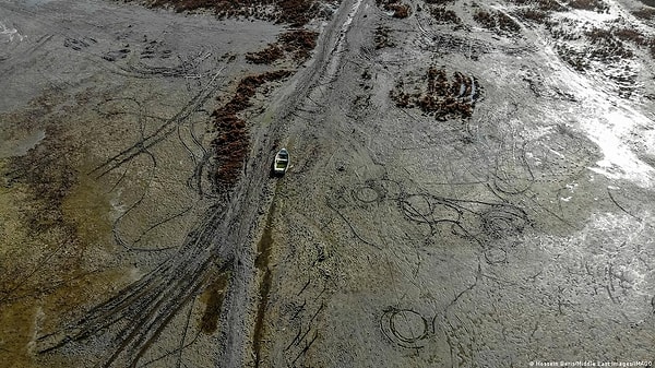 Deniz seviyesindeki hızlı düşüş bölgedeki lojistik ve ekonomik faaliyetleri doğrudan olumsuz etkiliyor