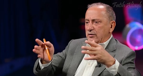 CHP’nin gerçekleştirdiği son kurultaya yönelik mahkemeden çıkan mutlak butlan kararı, başkentteki siyasi tansiyonu yükseltti.