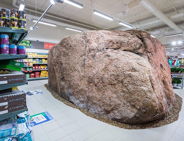 Everything began in September 2014, when the owners of the shopping mall initiated the foundational excavation, in line with their investment plans.