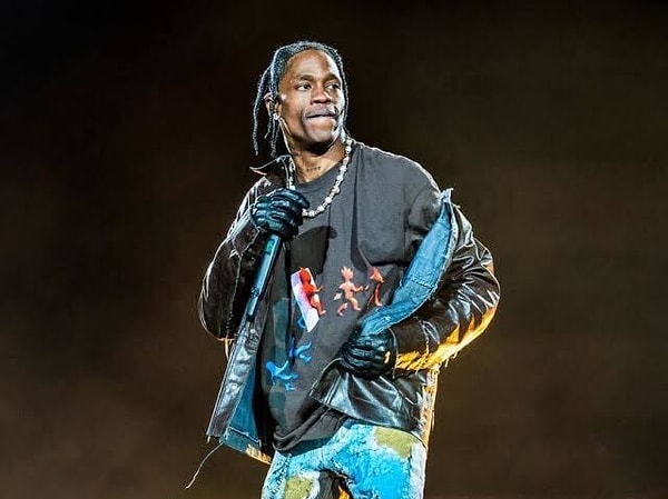 Travis Scott konserine büyük ilgi!