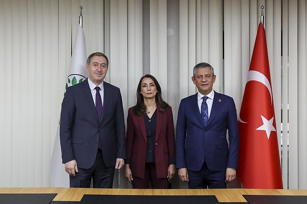 Butlan kararına en sert eleştiren partilerden DEM Parti, CHP ile görüşmeyecek.