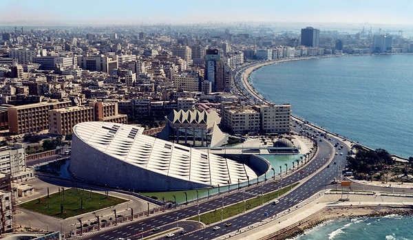 6. Bibliotheca Alexandrina çevresi.