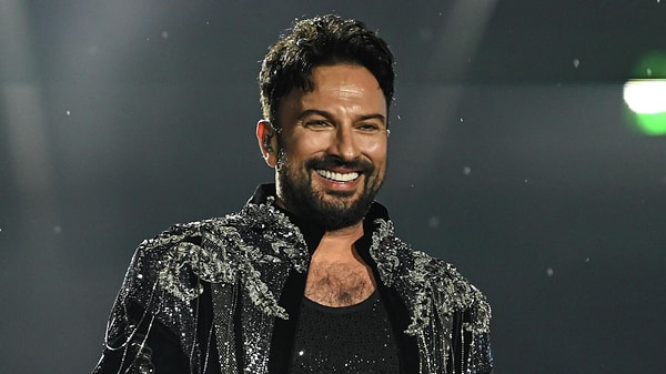 Türkiye'de pop müzik denildiğinde akla gelen ilk isimlerden biri olan Tarkan, aradan geçen onlarca yıla rağmen "Megastar" unvanını sonuna kadar taşımaya devam ediyor.
