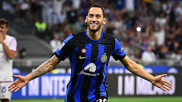 Yıldızlara Hakan Çalhanoğlu da eklendi.