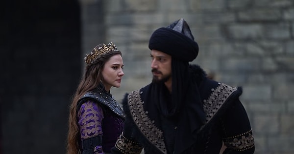 ATV'nin dönem dizisi Kuruluş Orhan reyting kurbanı oldu. Mert Yazıcıoğlu ve Alina Boz'lu Kuruluş Orhan bu akşam final yapacak.