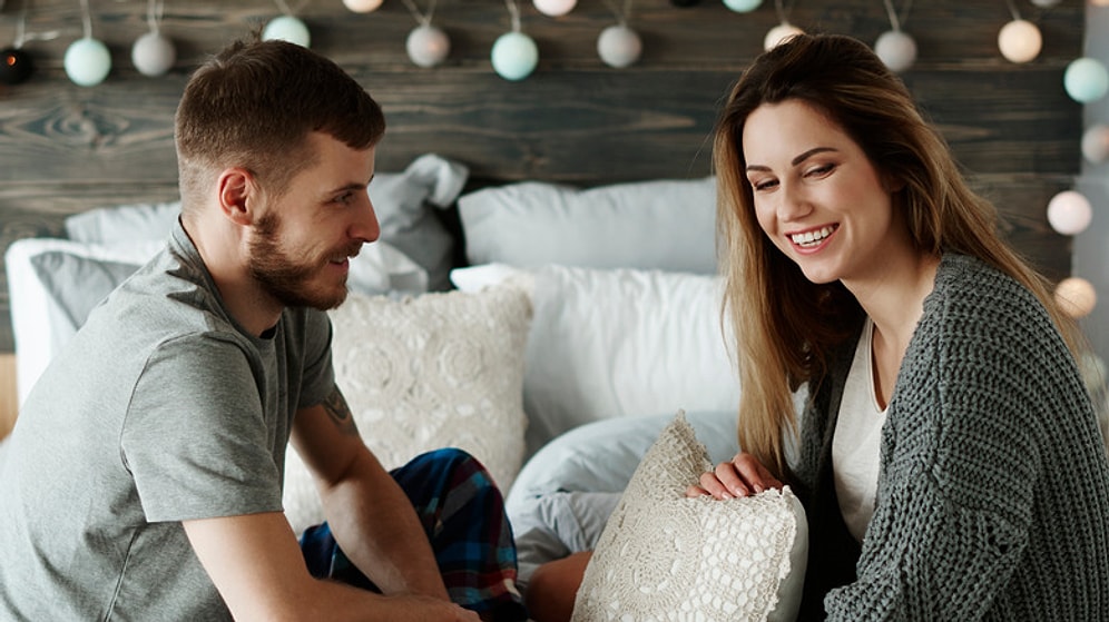 Inside Love: 5 Nighttime Habits That Keep the Happiest Couples Together