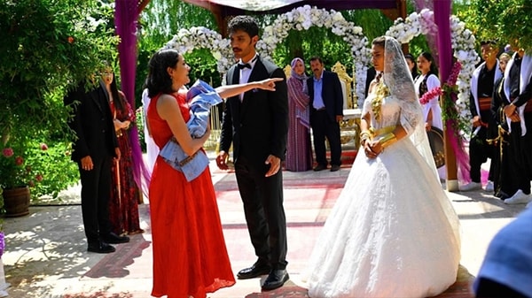 Aybüke Pusat'ın veda ettiği Halef: Köklerin Çağrısı, dün akşam sezon finaliyle ekrandaydı.