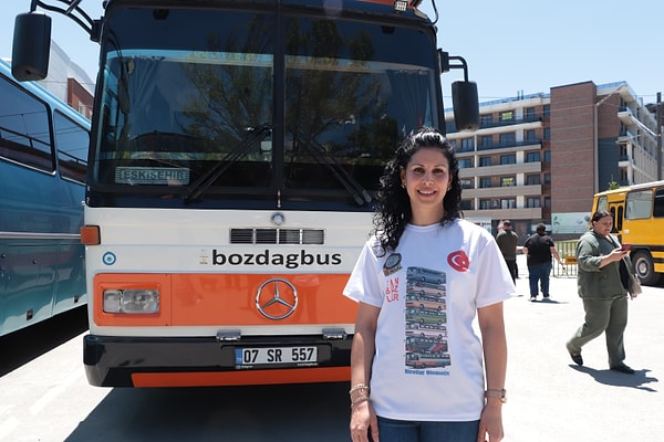 Projenin mimarı Serkan Bozdağ, otobüsçü bir babanın oğlu olarak çocukluğunun bu araçlarda geçtiğini ve bunun en büyük hayali olduğunu belirtti.
