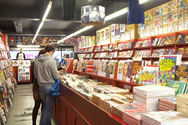 Spekülatörler gerçek okuyucu kitlesini piyasadan kaçırdı.