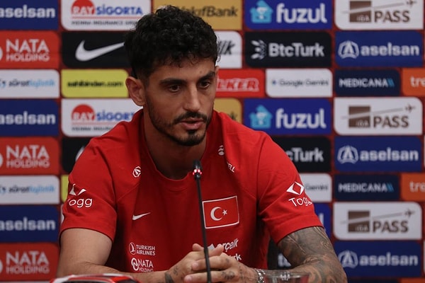 A Millî Futbol Takımı, Paraguay ile oynayacağı 2026 FIFA Dünya Kupası D Grubu ikinci maçının hazırlıklarını ABD’nin Arizona eyaletine bağlı Mesa şehrinde sürdürüyor. Millî futbolcu Samet Akaydin da düzenlenen basın toplantısında açıklamalarda bulundu.