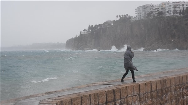 Meteoroloji'den 5 günlük sağanak yağış uyarısı.