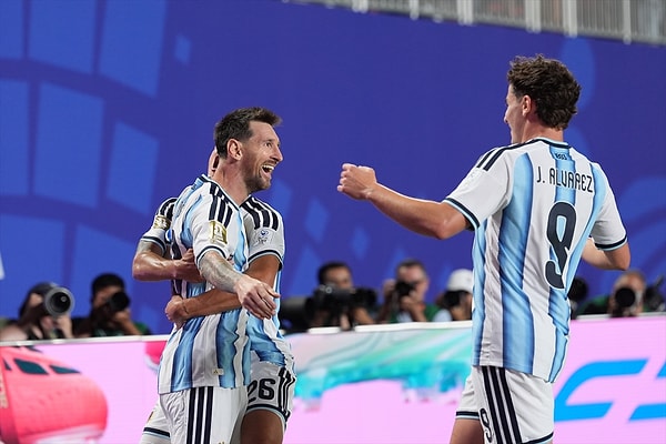 Messi yine resilatiyle büyüledi.