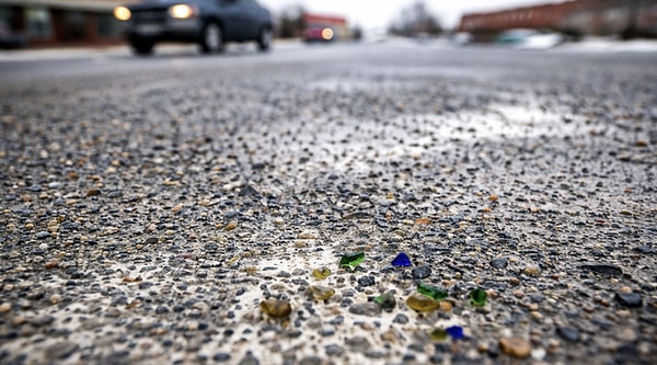 At first glance, the term "Glass Road" might cause a stir of worry among drivers. However, technically speaking, there are no visible shards of glass that could damage tires while walking or driving on the road.