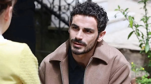 TRT Tabii’nin hazırlıkları devam eden Ateş Denizi dizisinde yaşanan gelişme sektörün gündemine oturdu.