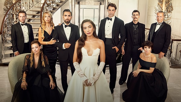Son olarak Star TV'de yayınlanan Gecenin Ucunda dizisinde rol alan Neslihan Atagül, 3 yıldır dizi setlerinden uzak.