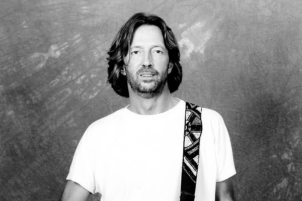 Clapton kendi yaşadığı duyguyla bu hikaye arasında güçlü bir bağ kuruyor.