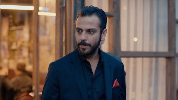Dizi sektöründeki kriz sürerken hangi dizilerin tutacağını, hangilerinin erken final yapacağını kestirmek epey zor.