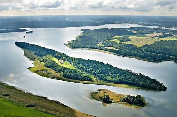 Başkent Stockholm çevresindeki adalar yaz döneminde yoğun ilgi görüyor