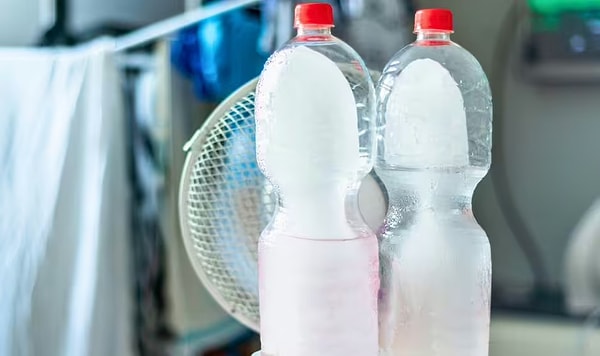 3. Take Precautions: Remove the frozen box from the freezer.