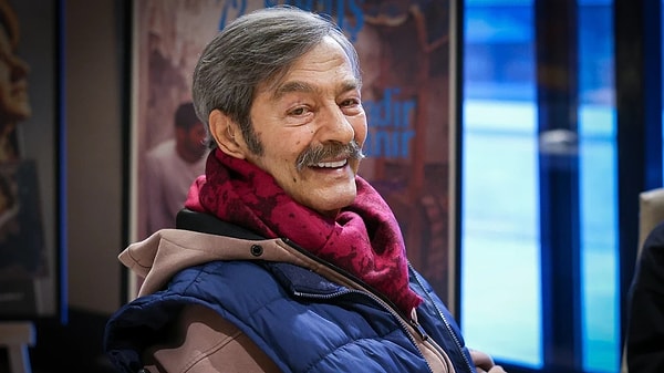 Kadir İnanır'ın tedavi gördüğü hastane tarafından yapılan açıklamada, sanatçının son haftalarda verdiği yaşam mücadelesi ayrıntılarıyla paylaşıldı.