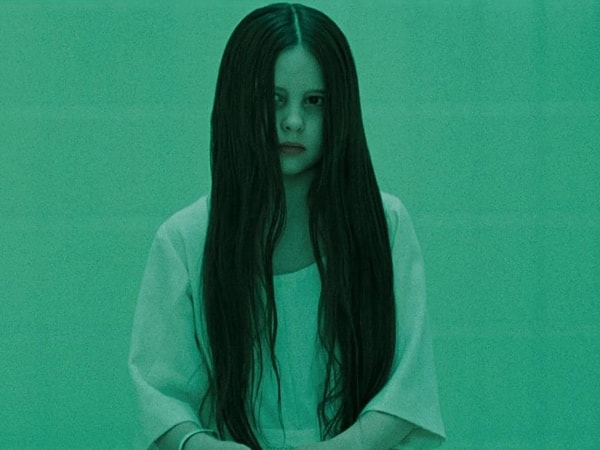 2000'li yılların başına damga vuran korku filmleri denildiğinde akla gelen ilk yapımlardan biri hiç şüphesiz The Ring (Halka) oluyor.