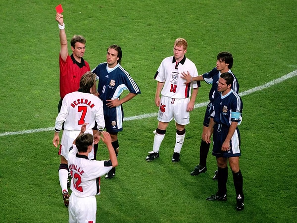 Basın Beckham'a hiç acımadı.
