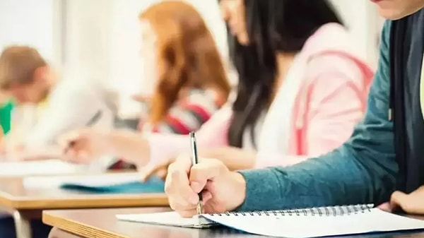 YÖK, 2026-2027 eğitim öğretim yılıyla ilgili aldığı yeni kararı paylaştı.
