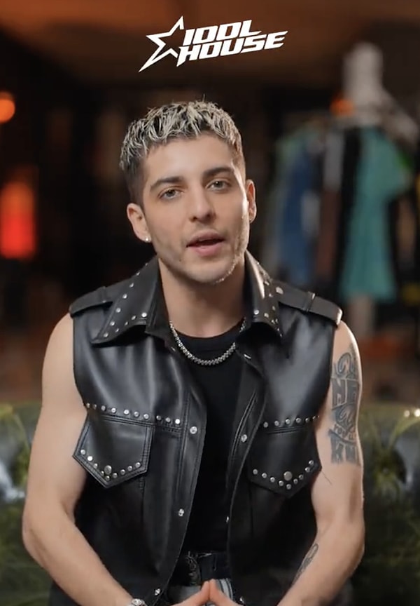 Türkiye'nin yeni erkek pop grubunu oluşturmayı hedefleyen dijital müzik yarışması Idol House, yayınlandığı ilk günden bu yana yarışmacıları kadar eğitmen kadrosuyla da konuşuluyor.