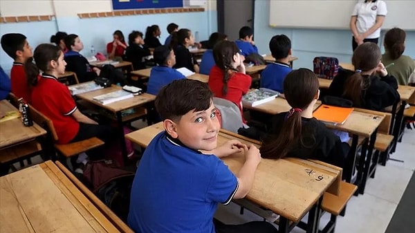 Milli Eğitim Bakanlığı, okullardaki dijital güvenliği en üst düzeye çıkarmak amacıyla geniş kapsamlı bir adım attı.
