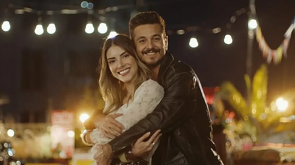 Çok konuşulan ve örnek gösterilen büyük aşkın çatırdadığı iddiaları bütün bir yıl boyunca konuşuldu.