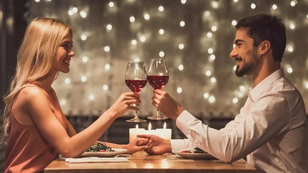 Participants rated their desire to establish a relationship with the person in question, the compatibility between them, and their eagerness to meet again, on a scale of 1 to 9, based on these scenarios.