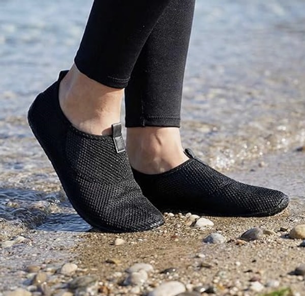 Gezer unisex plaj ayakkabısı yaz tatilinde ayak konforunuzu garanti altına alıyor!
