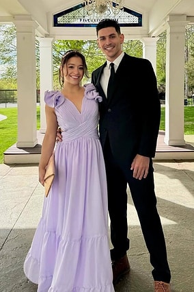 Bored of Dating Apps, This Woman Found the Love of Her Life in an Online Game