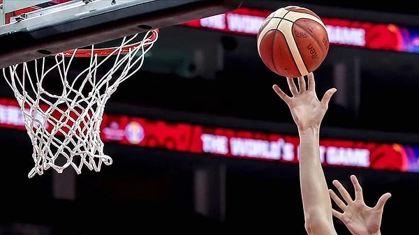 Çok eleştirilen “şut gösterme” tanımında da değişikliğe gidildi.