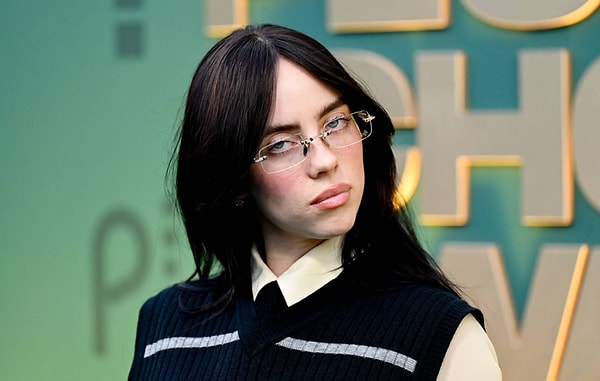9. Dingin ama etkileyici havasıyla Billie Eilish hangi burç dersin?