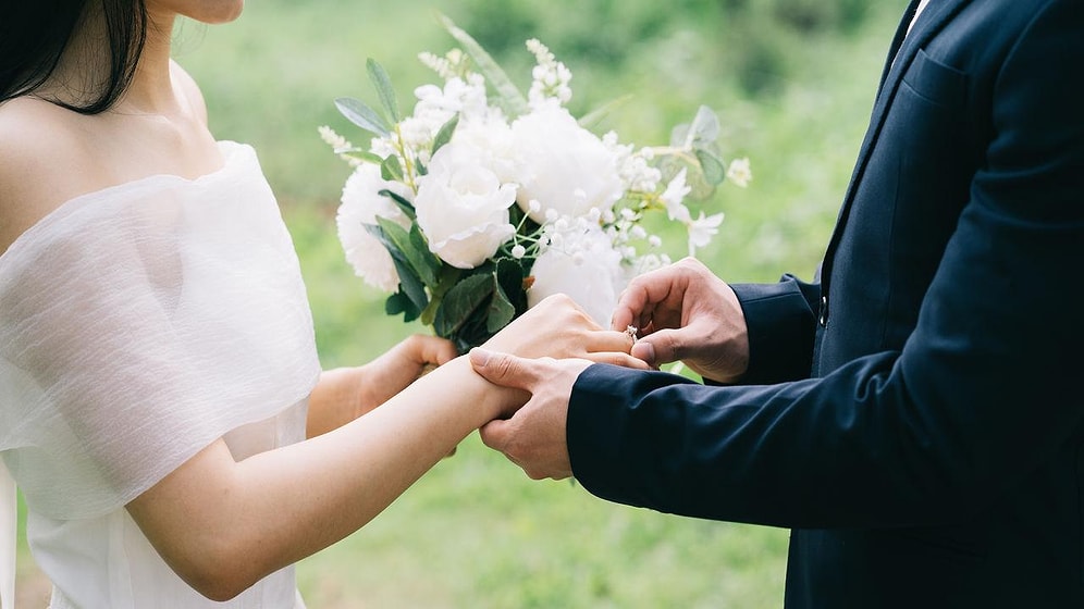Study Reveals the Ideal Age Range to Get Married for Lowest Divorce Risk