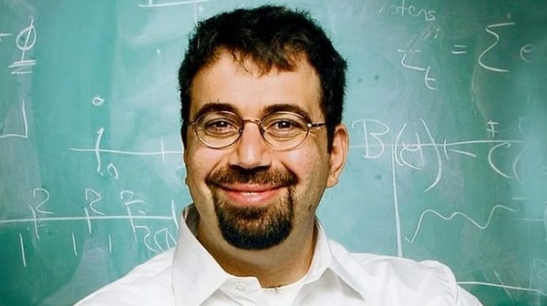 Nobel ödüllü ekonomist Daron Acemoğlu ise Musk'a X hesabı üzerinden şu sözleri kullandı.