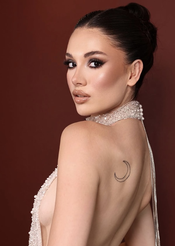 Following her success, Ilayda Güvenç expressed her joy on her social media account.